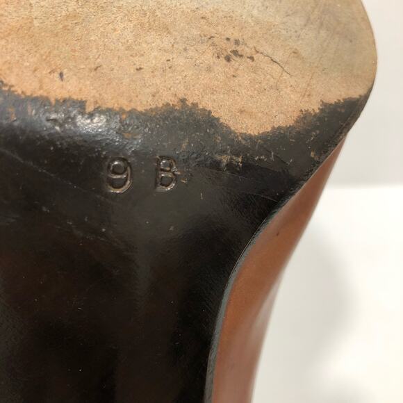 Escada Vintage Brown Leather Pumps Size 9 - Picture 7 of 10